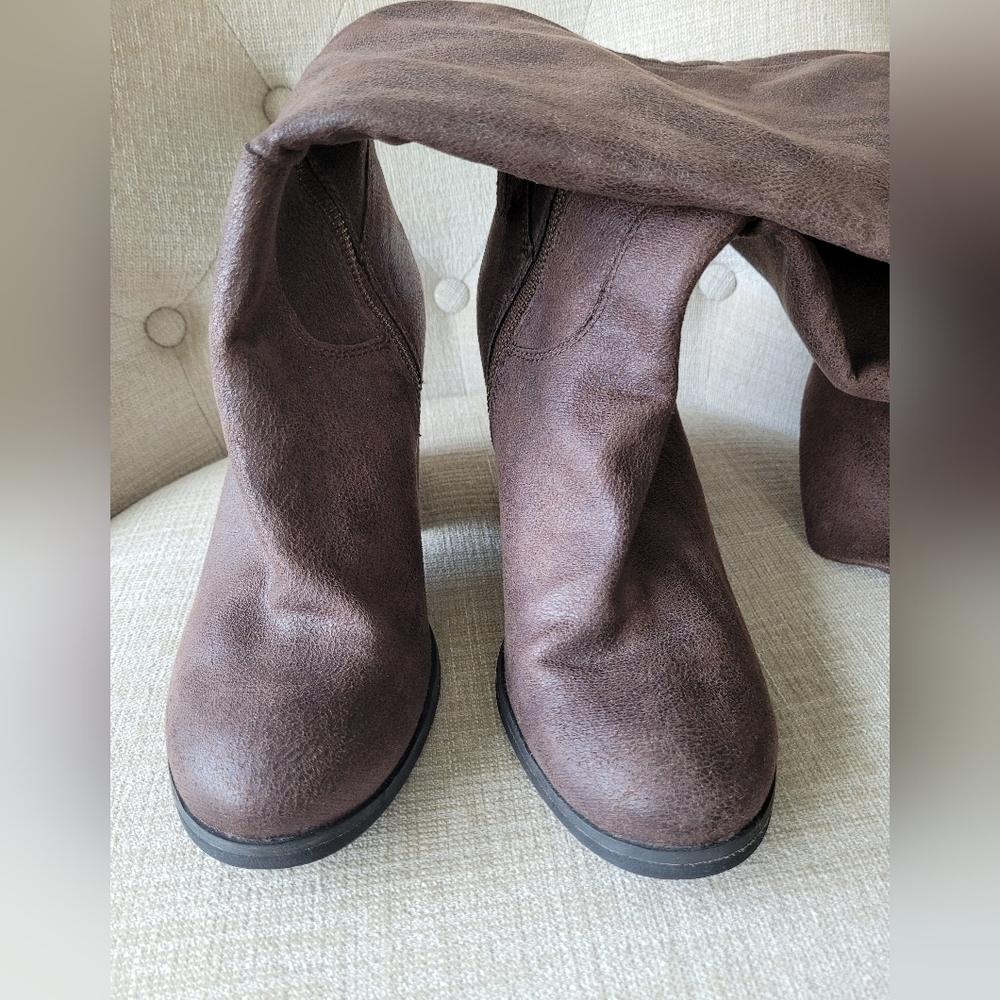 Hinge Boots Canton Brown Over The Knee Distressed 3" Chunky Block Heel S… - Picture 5 of 11